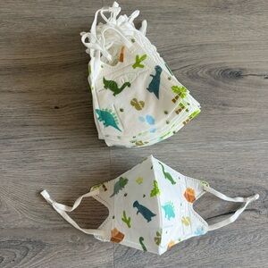 Dinosaur Print Disposable Children’s Face Masks (25pcs)
